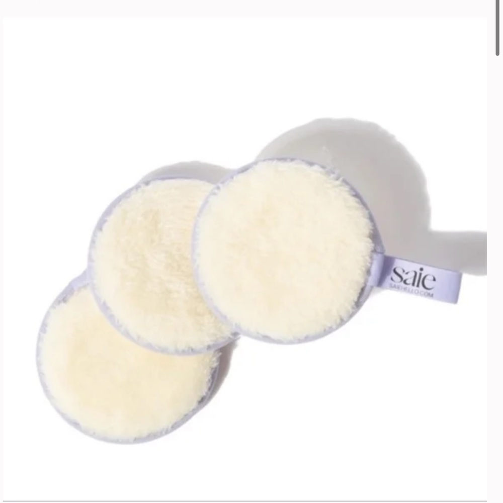 NWT Saie reuseable, multi-purpose, exfoliating & makeup puffs, 3 pack.